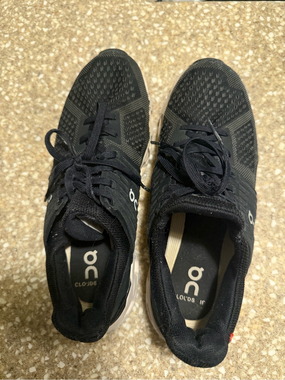 On Cloud Women’s Running Shoes Black/White